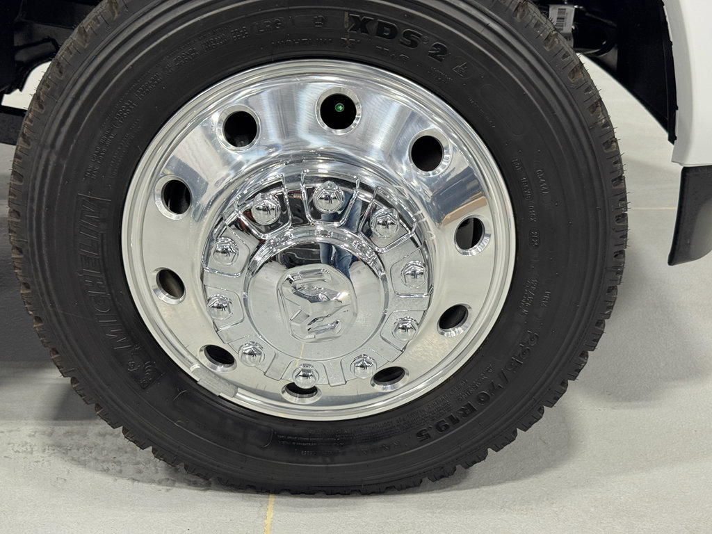 New 2025 RAM 4500 4x4 Crew Cab DRW w/ Laramie Trim Package image 14