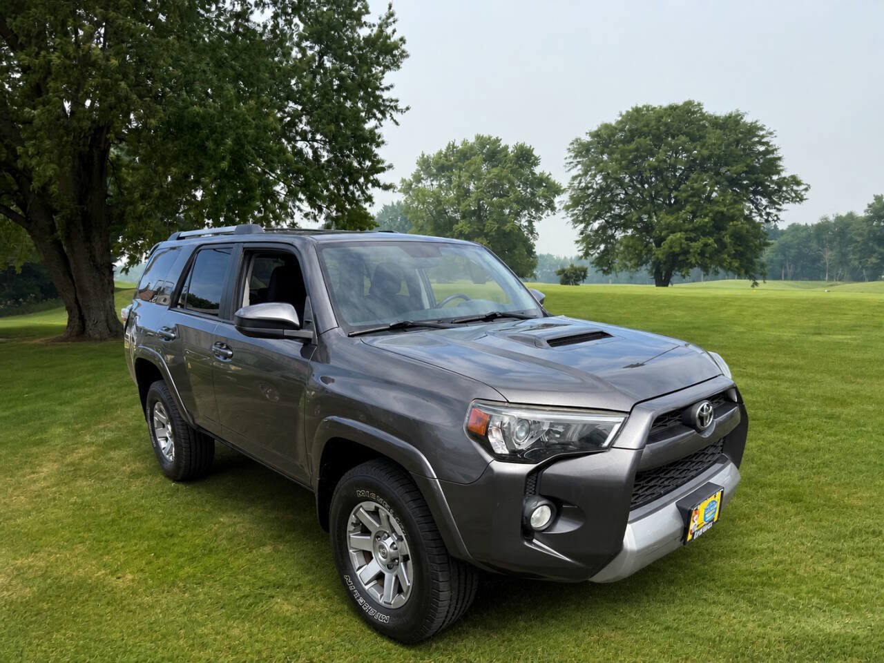 Used 2014 Toyota 4Runner Trail AWD/4WD image 2