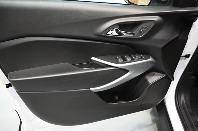 New 2026 Chevrolet Trax RS w/ Driver Confidence Package image 27