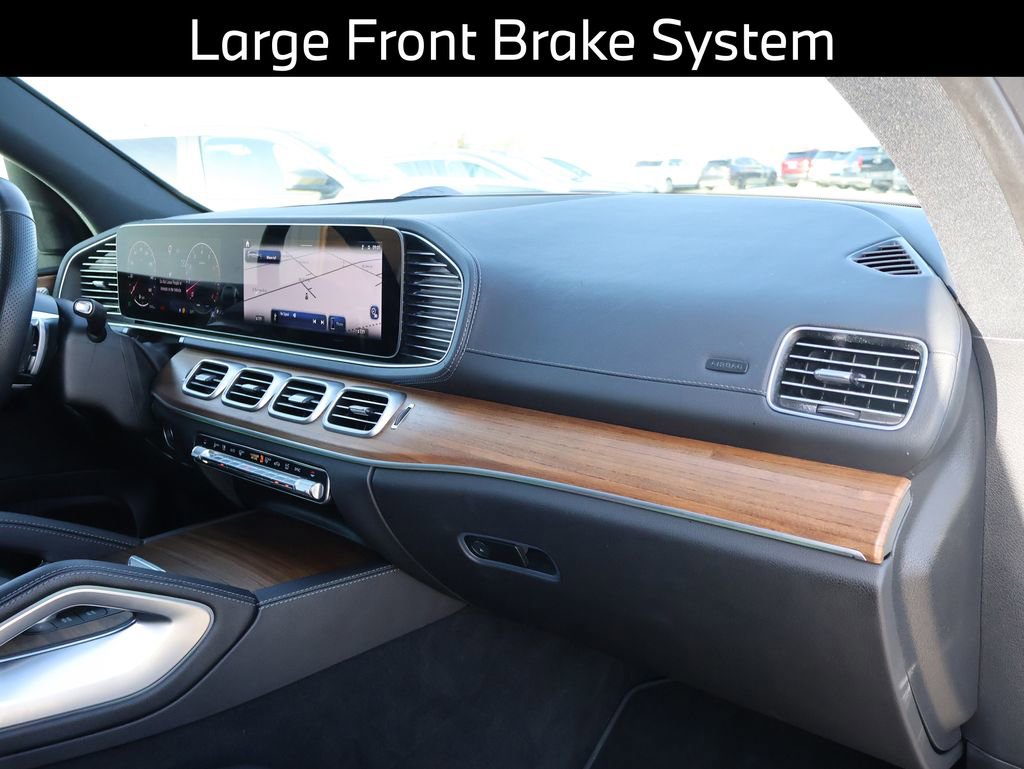 Used 2025 Mercedes-Benz GLS 450 4MATIC image 12