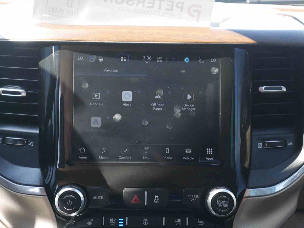 Certified 2022 RAM 3500 Laramie AWD/4WD image 7
