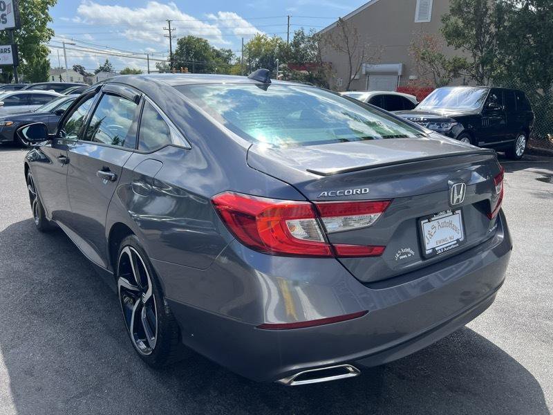 Used 2019 Honda Accord Sport image 4
