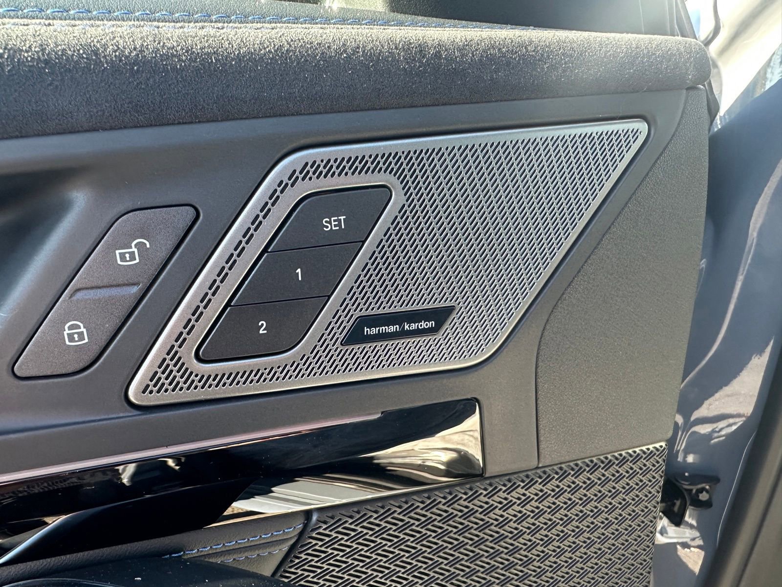 New 2026 BMW X2 xDrive28i w/ Technology Package image 17