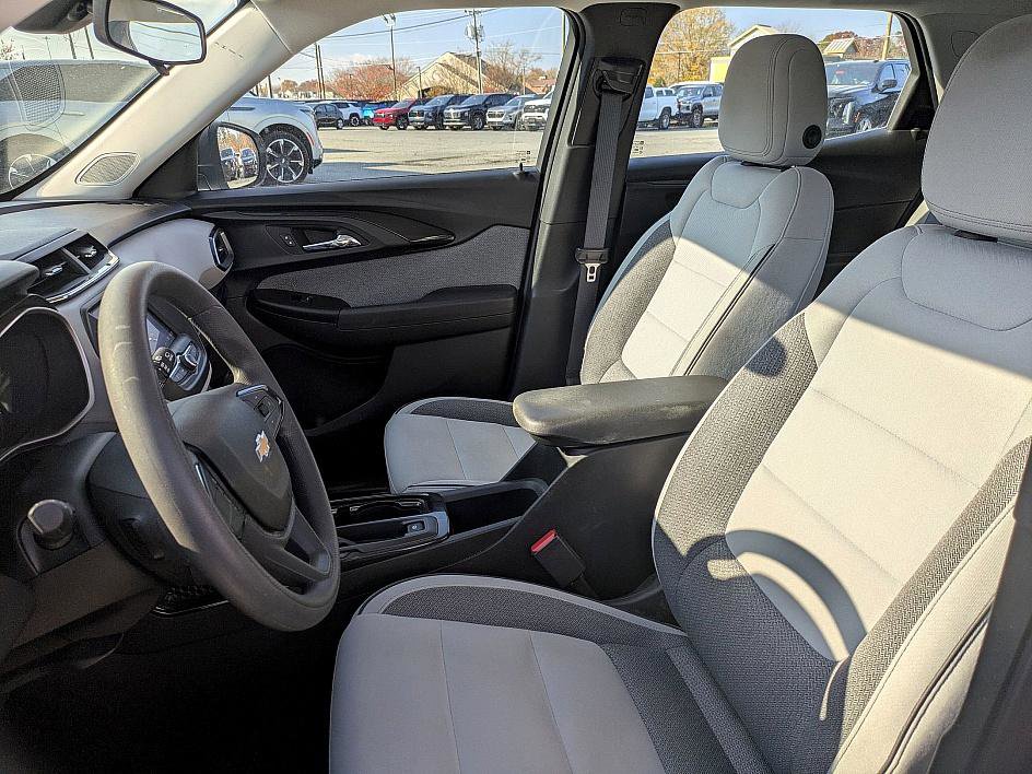 Used 2022 Chevrolet TrailBlazer LS image 11