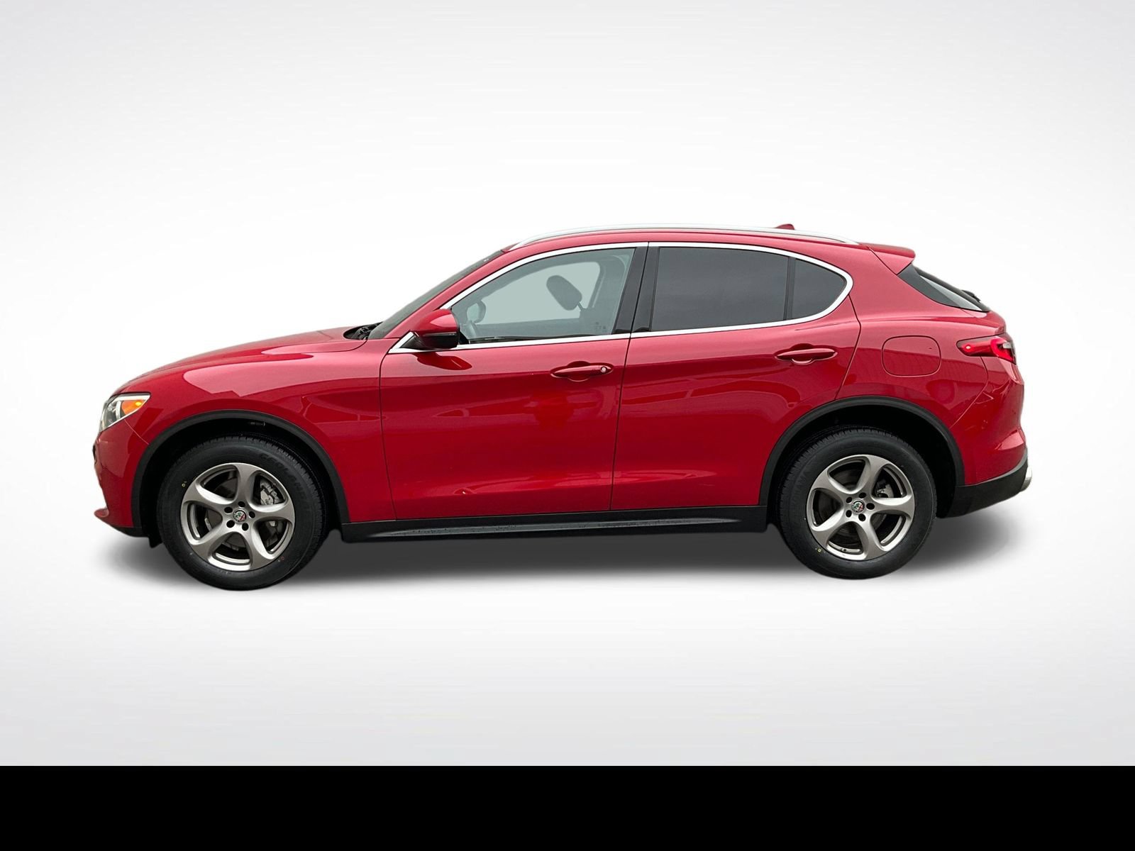 Used 2021 Alfa Romeo Stelvio Sprint w/ Cold Weather Package AWD/4WD image 14