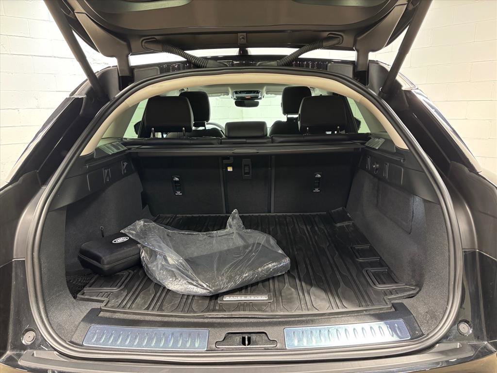 Used 2025 Land Rover Range Rover Velar Dynamic SE image 42