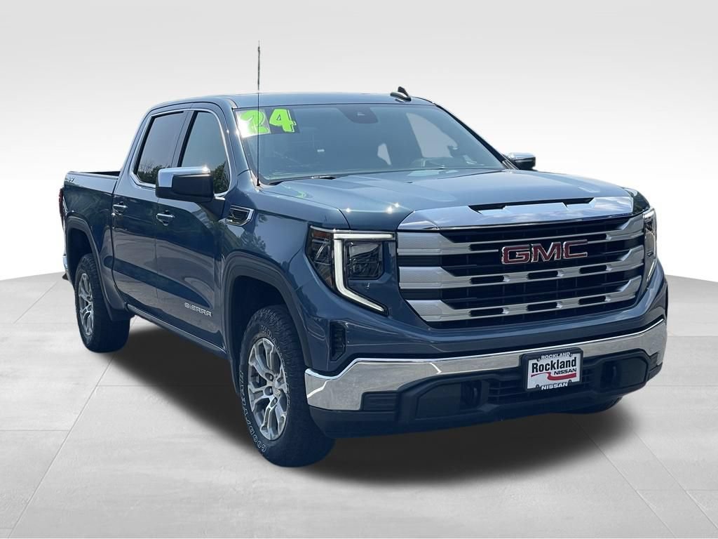Used 2024 GMC Sierra 1500 SLE w/ Preferred Package AWD/4WD image 3