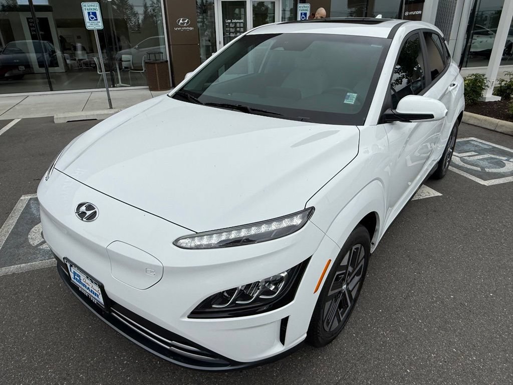 Certified 2023 Hyundai Kona Limited FWD image 9