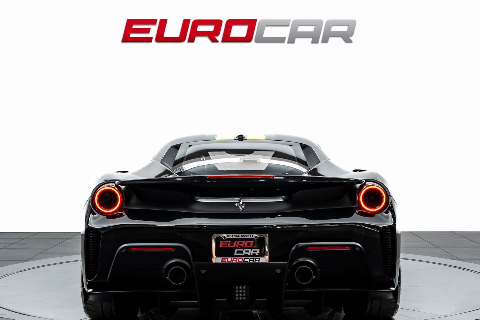 Used 2020 Ferrari 488 Pista Coupe image 4
