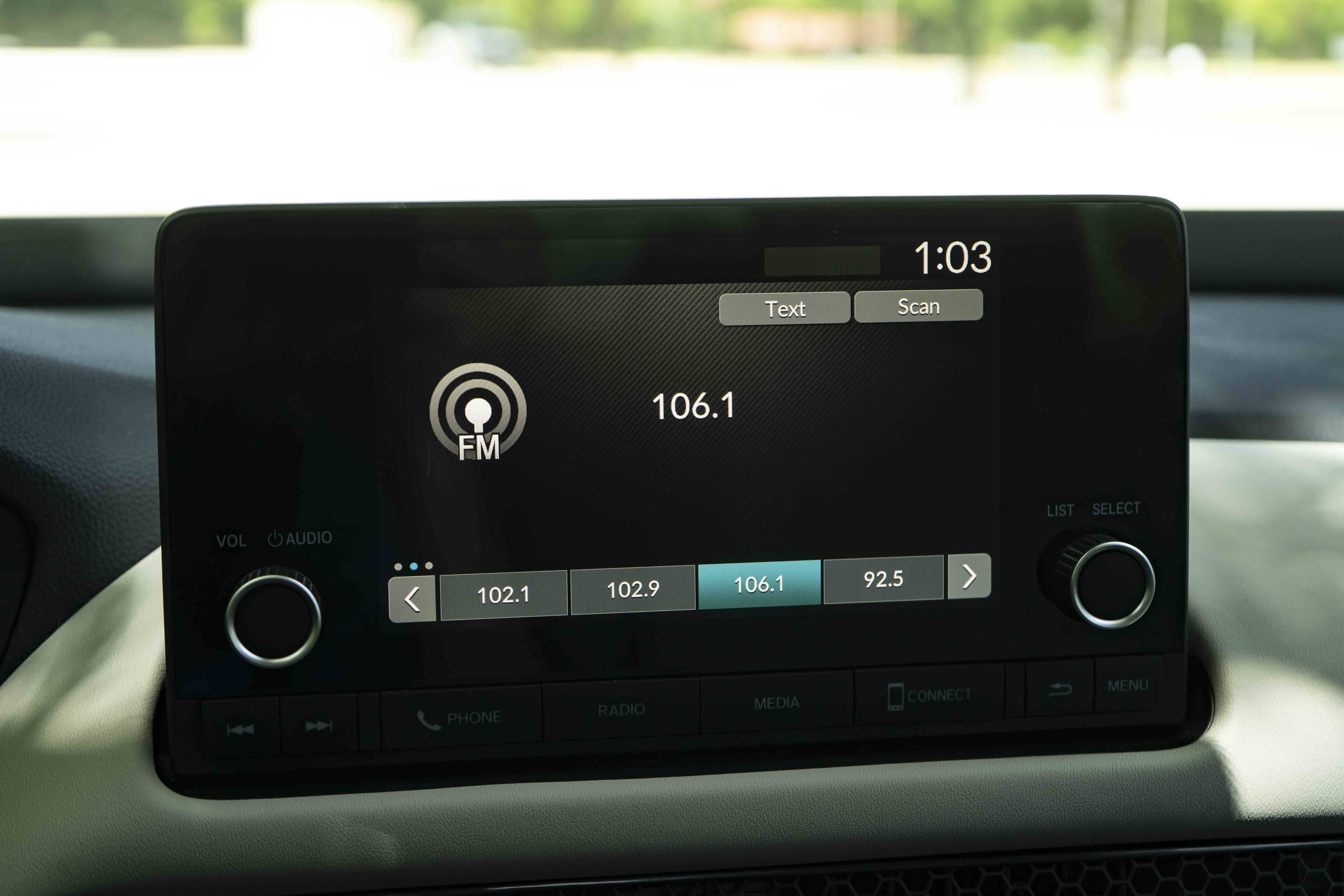 Used 2023 Honda HR-V LX image 30