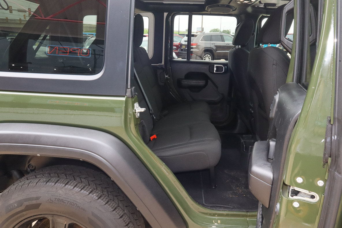 Used 2021 Jeep Wrangler Unlimited Sport AWD/4WD image 21