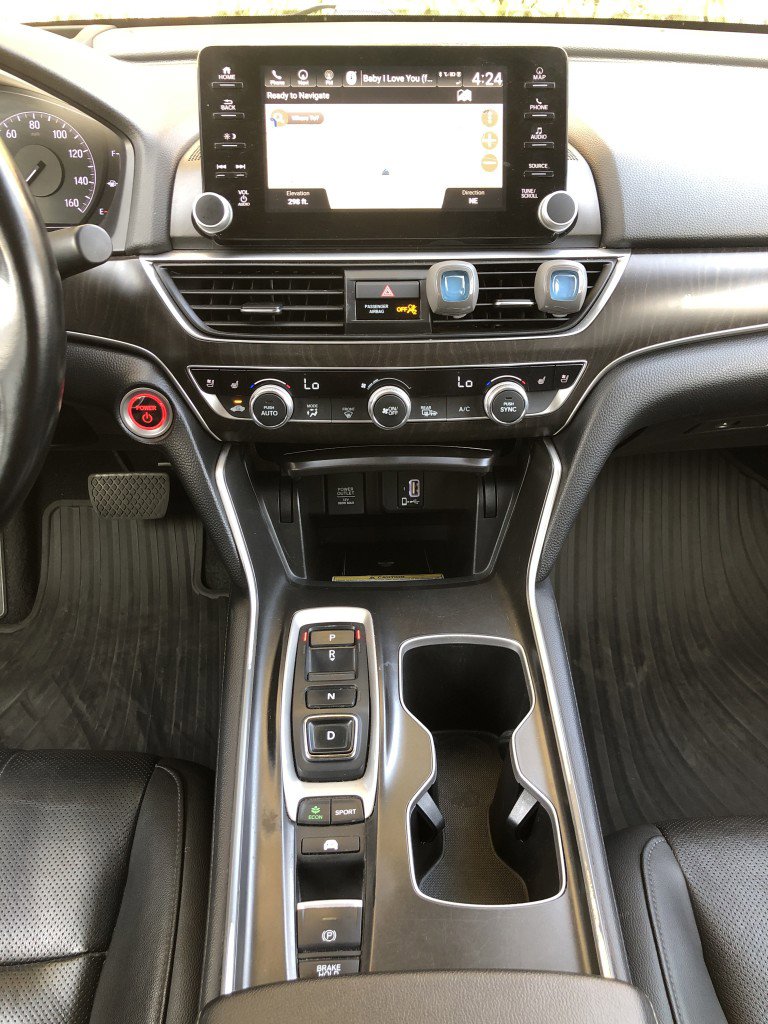 Used 2020 Honda Accord Touring image 22