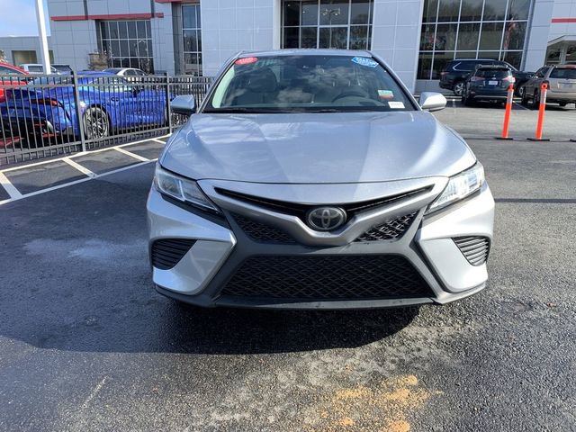 Certified 2020 Toyota Camry SE image 3