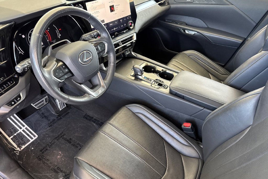 Used 2024 Lexus RX 350 F Sport w/ Convenience Package AWD/4WD image 12