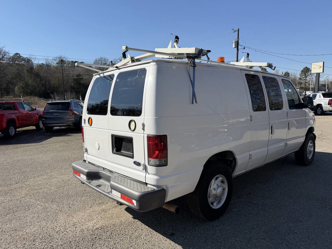 Used 2007 Ford E-250 and Econoline 250 RWD image 11