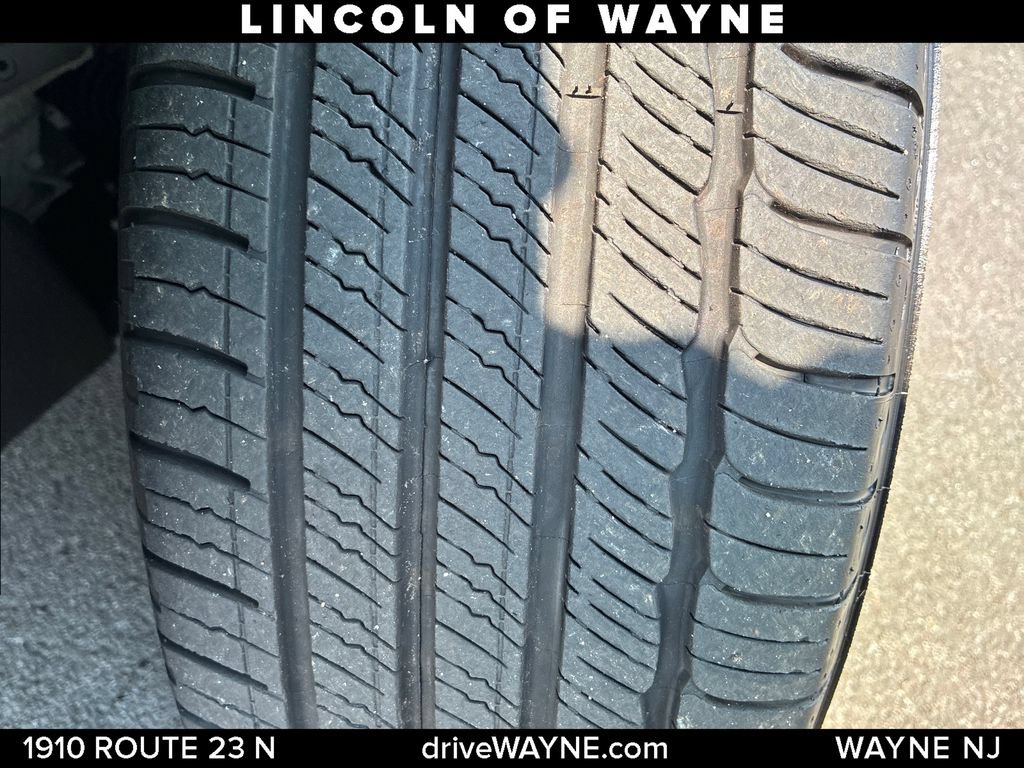 Certified 2024 Lincoln Corsair AWD w/ Equipment Group 101A image 27