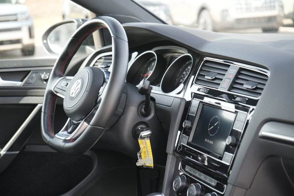 Used 2021 Volkswagen GTI S image 13