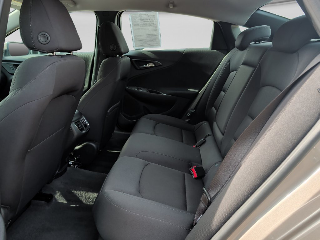 Used 2025 Chevrolet Malibu LT FWD image 31