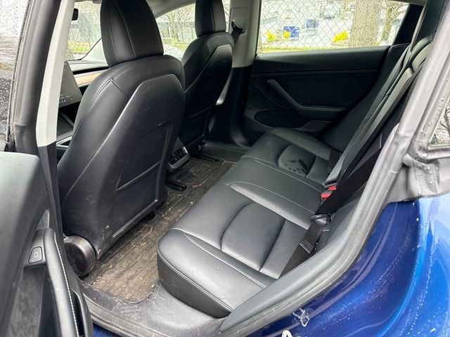 Used 2023 Tesla Model 3 Performance image 15