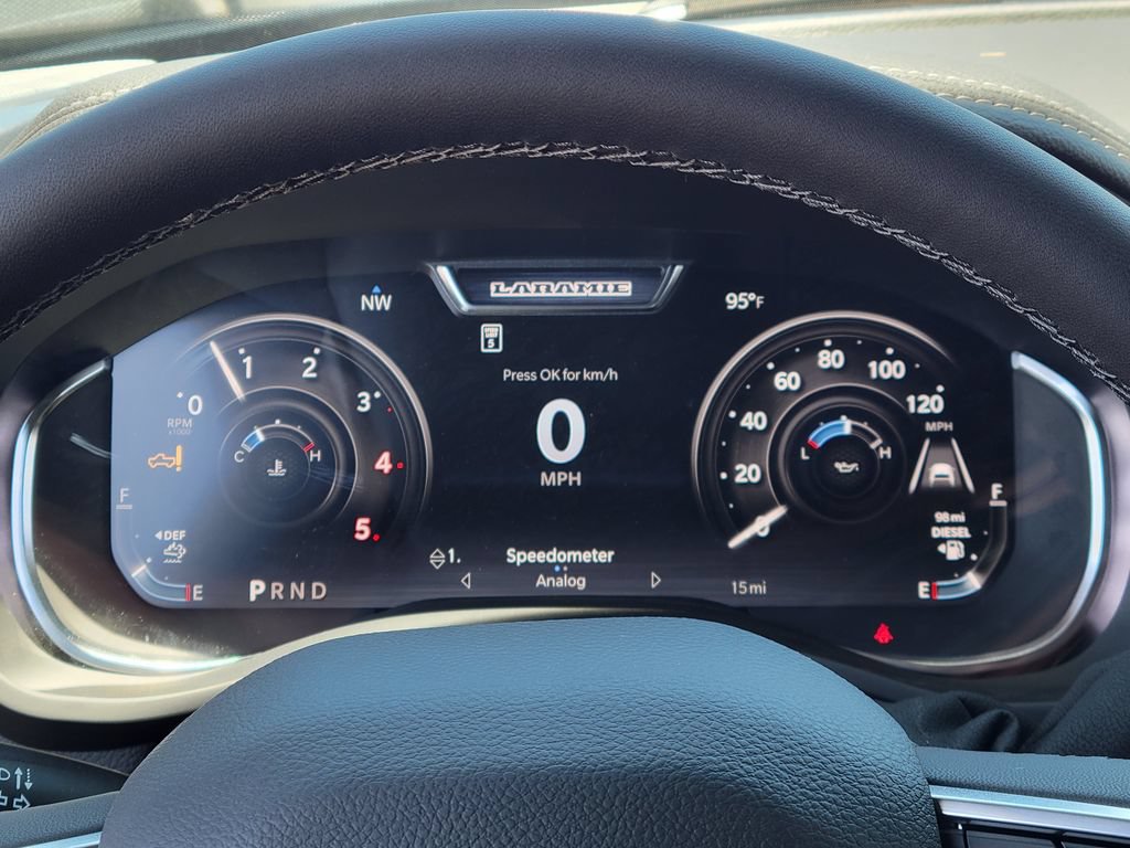 New 2026 RAM 2500 Laramie AWD/4WD image 7