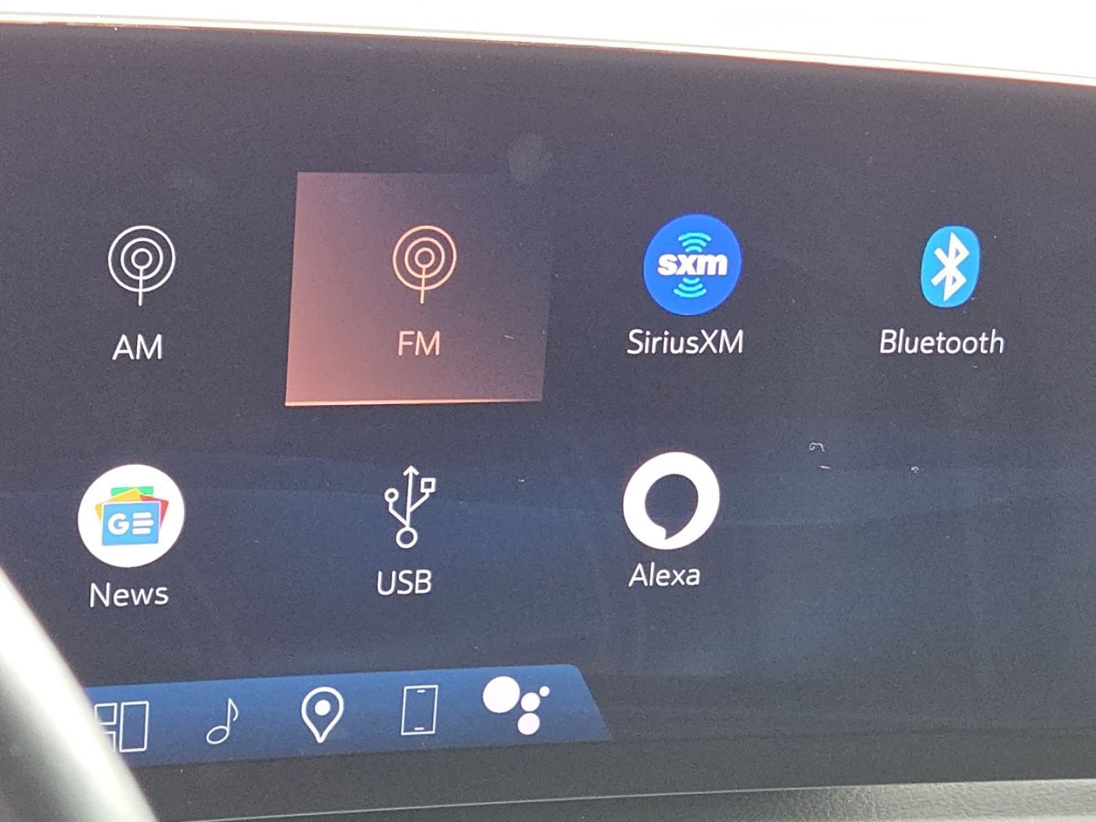 Used 2025 Cadillac XT4 Premium Luxury image 31