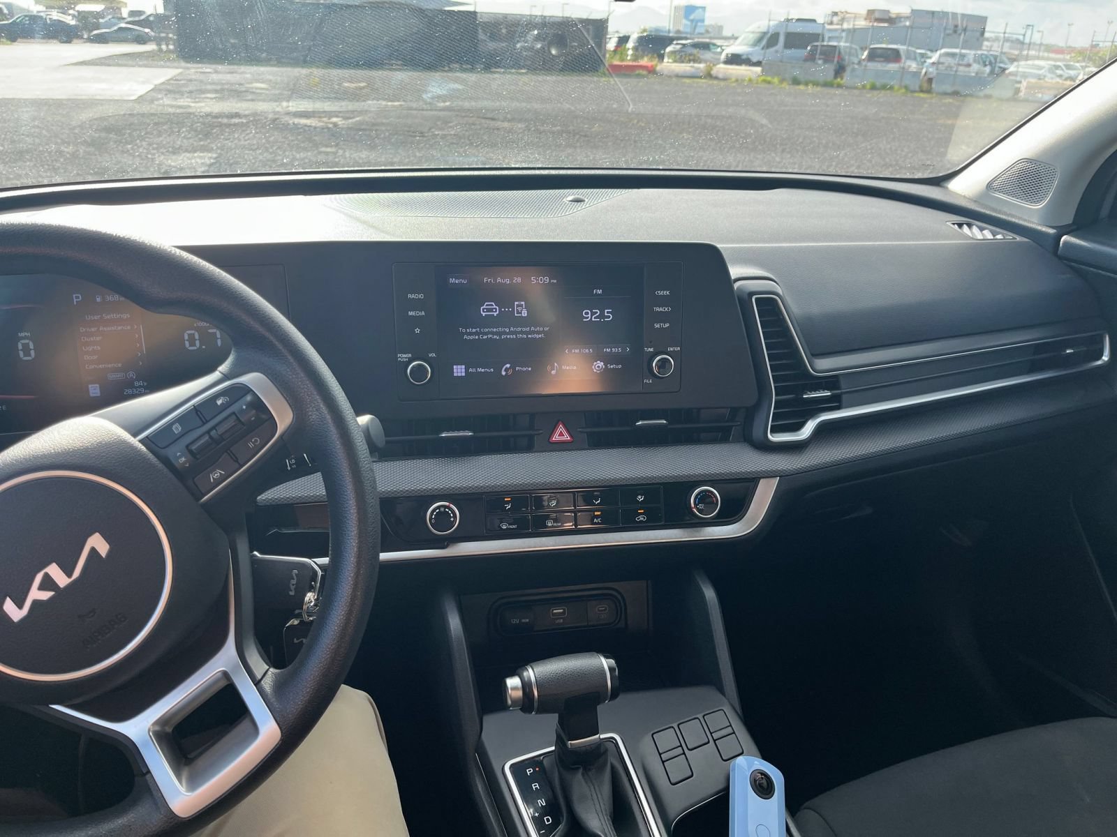 Used 2025 Kia Sportage LX FWD image 27