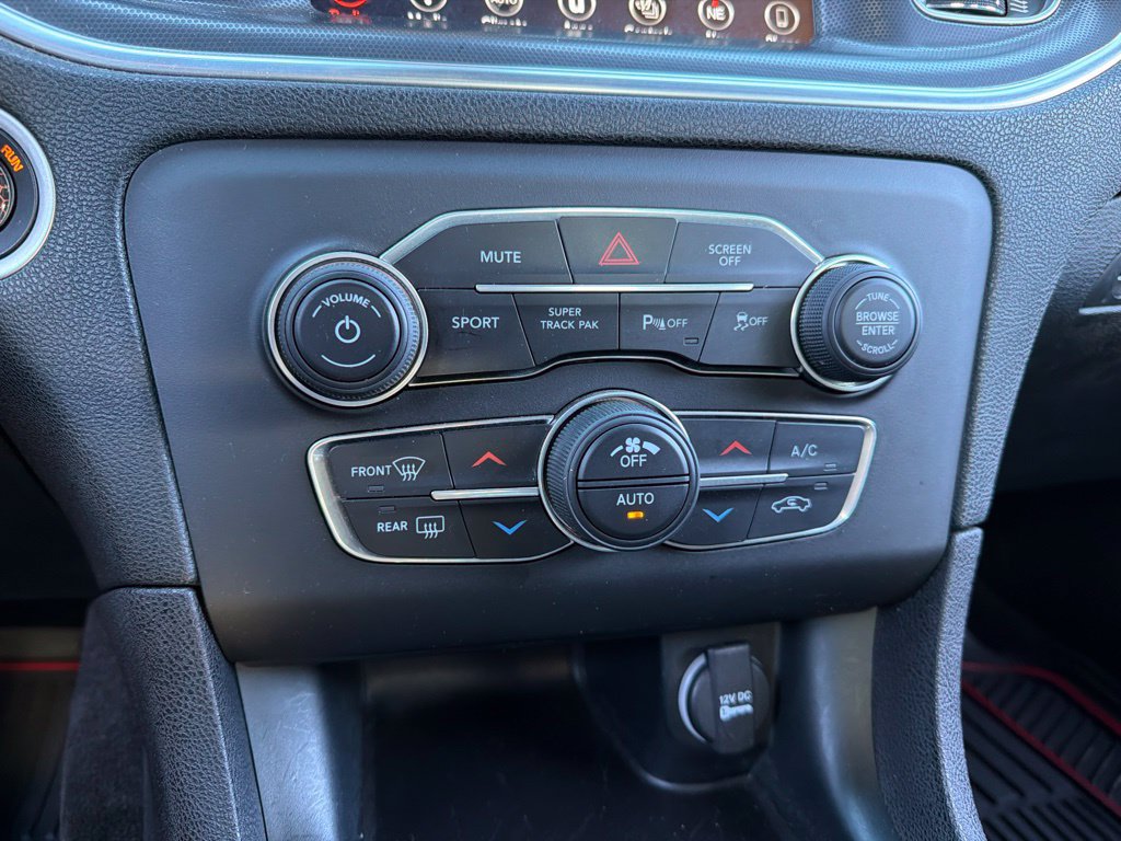 Used 2018 Dodge Charger GT AWD/4WD image 11