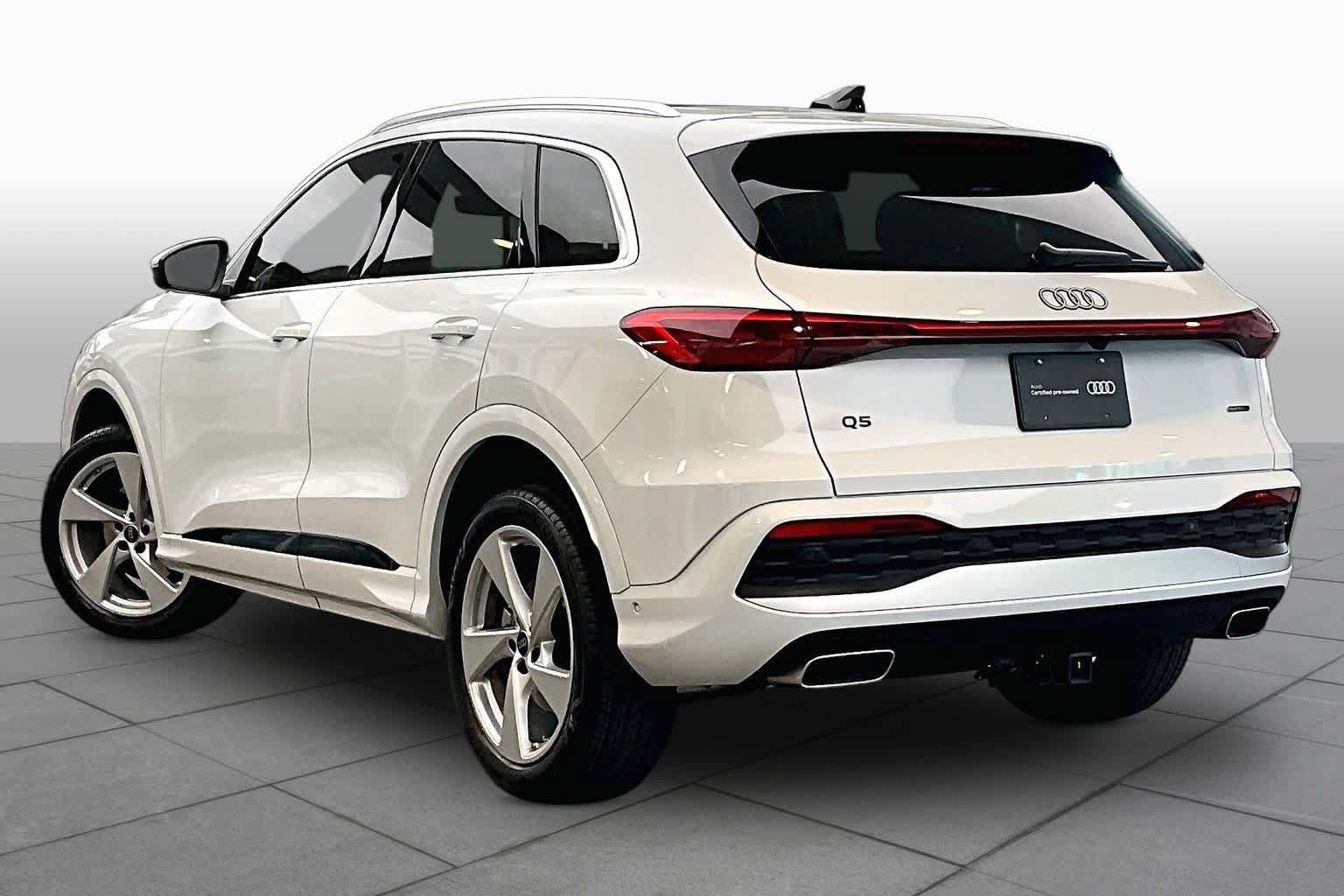 Certified 2025 Audi Q5 Premium AWD/4WD image 12