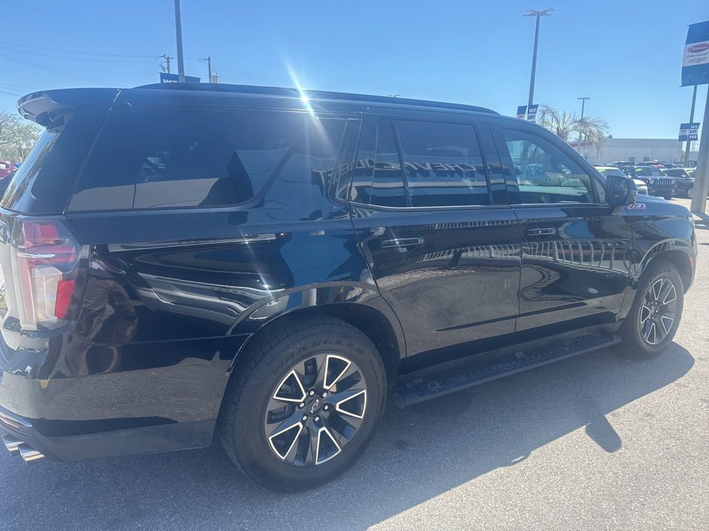 Used 2022 Chevrolet Tahoe Z71 w/ Off-Road Capability Package image 3