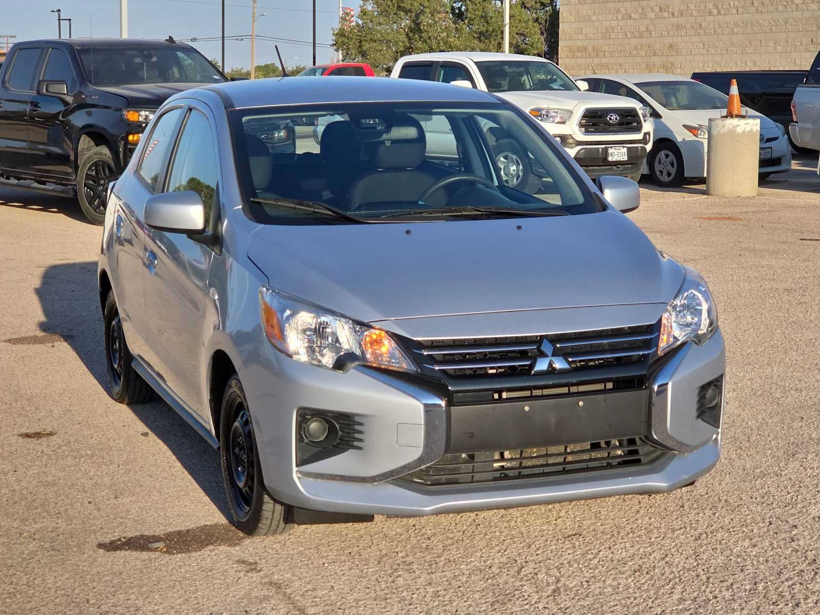 Used 2024 Mitsubishi Mirage ES FWD image 3