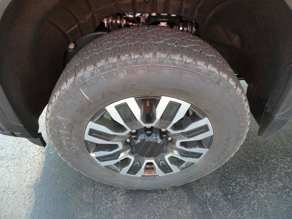 New 2026 GMC Sierra 2500 Denali Ultimate image 13
