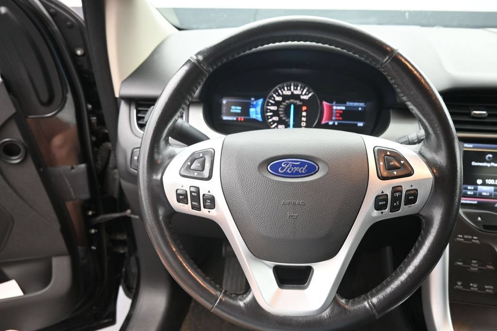 Used 2013 Ford Edge SEL FWD image 21