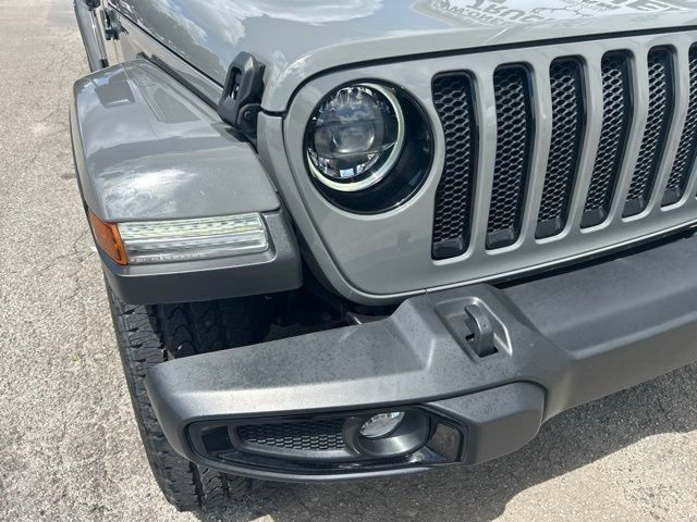 Used 2023 Jeep Wrangler Unlimited Sahara AWD/4WD image 35