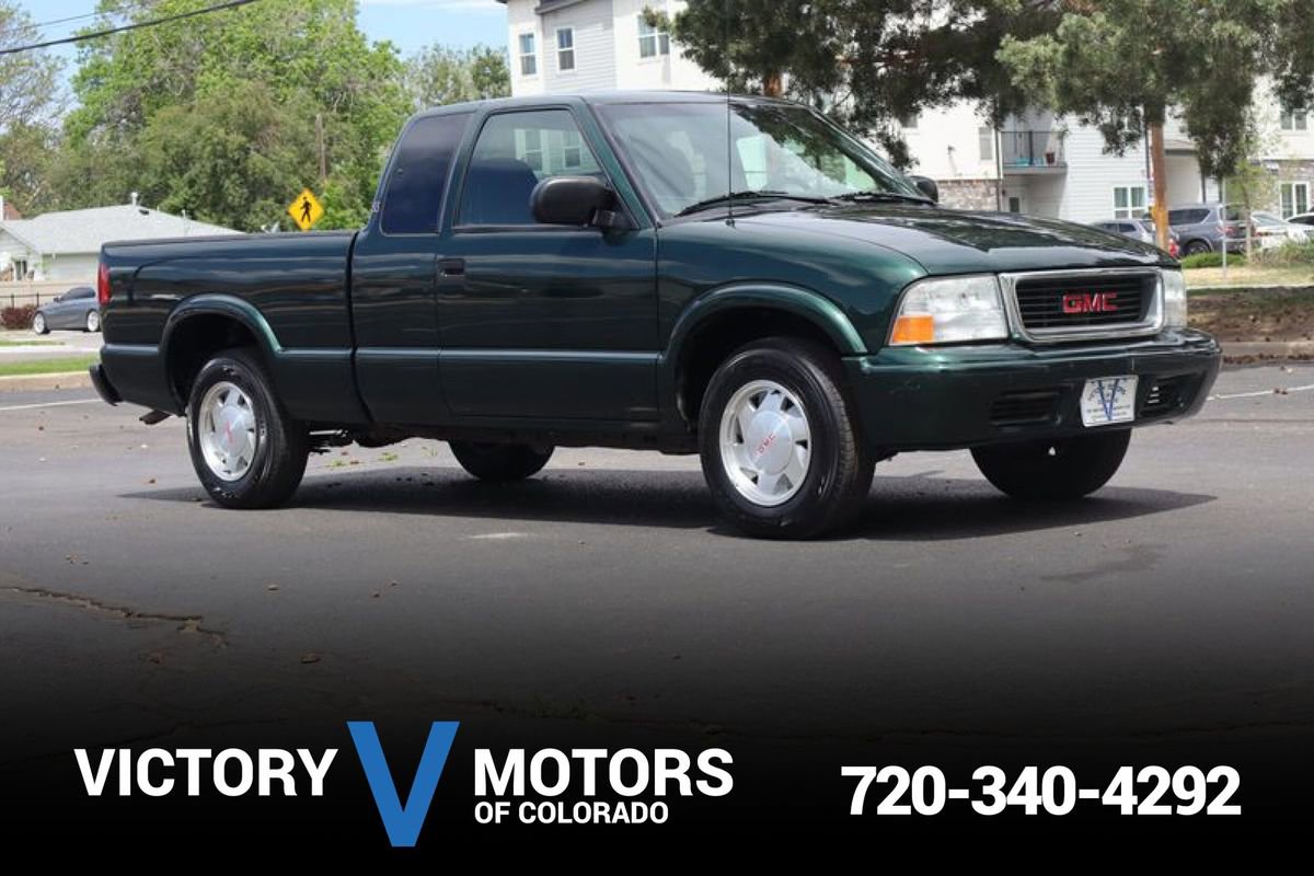 Used 2002 GMC Sonoma SLS w/ Marketing Option Pkg
