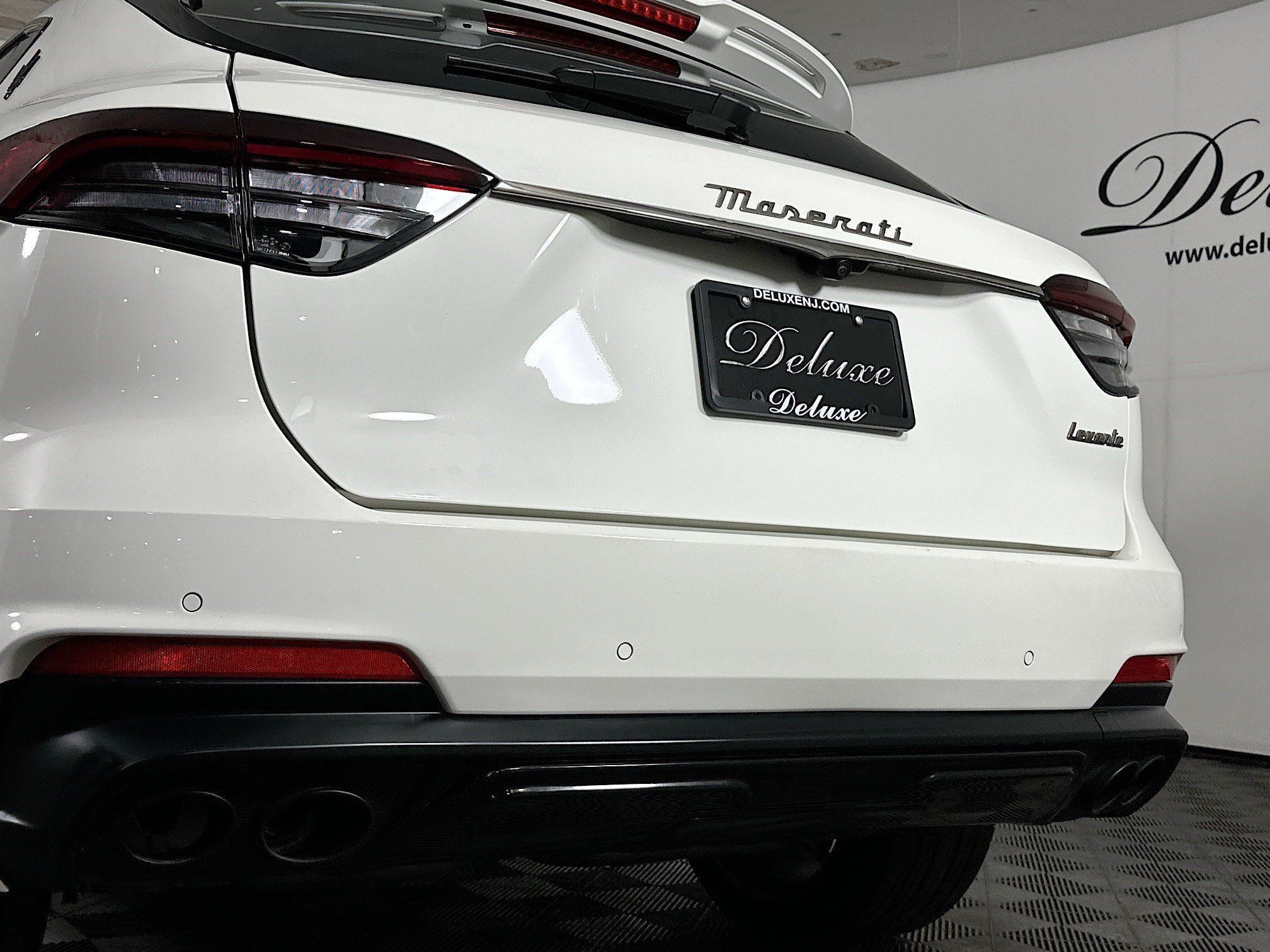 Used 2022 Maserati Levante Modena AWD/4WD image 25