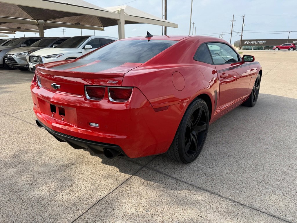 Used 2011 Chevrolet Camaro SS w/ RS Package RWD image 7