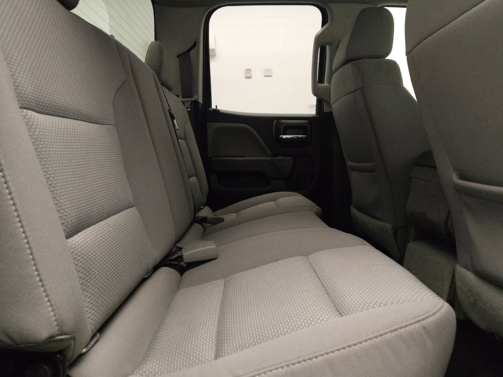 Used 2017 Chevrolet Silverado 1500 Custom w/ Custom Convenience Package RWD image 19