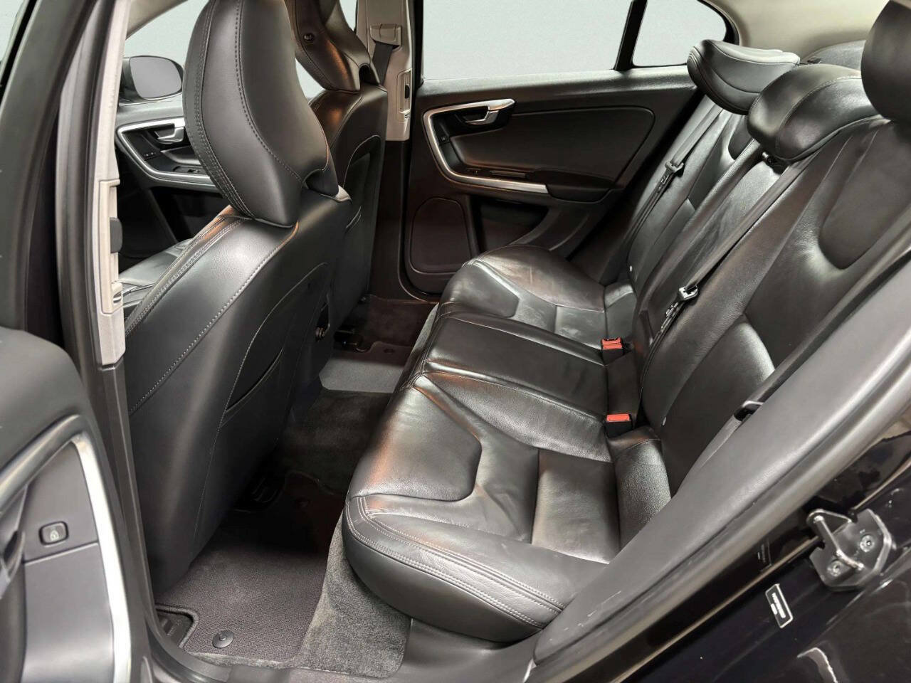 Used 2013 Volvo S60 T5 FWD image 18