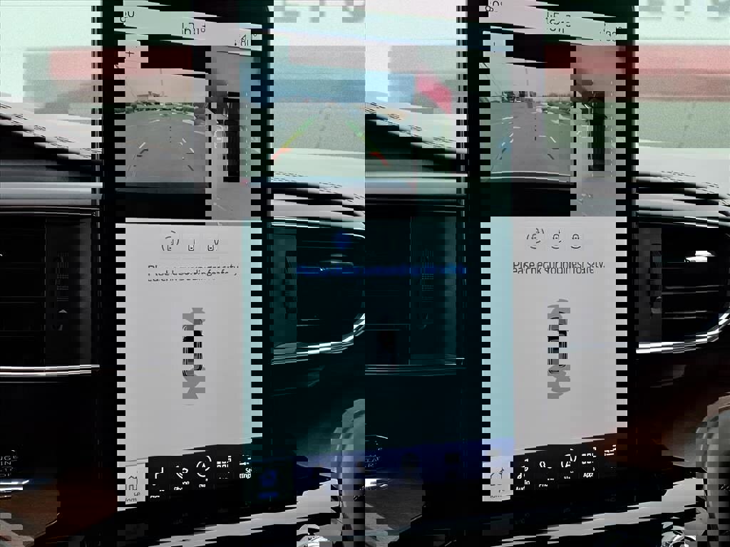 Used 2022 Ford Explorer King Ranch w/ Class IV Trailer Tow Package image 21