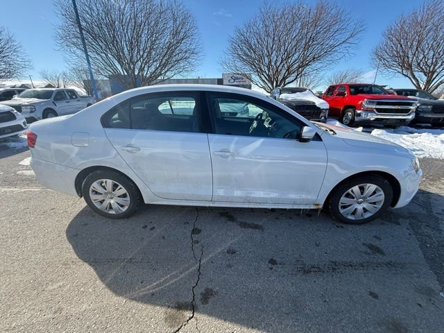 Used 2013 Volkswagen Jetta SE image 2