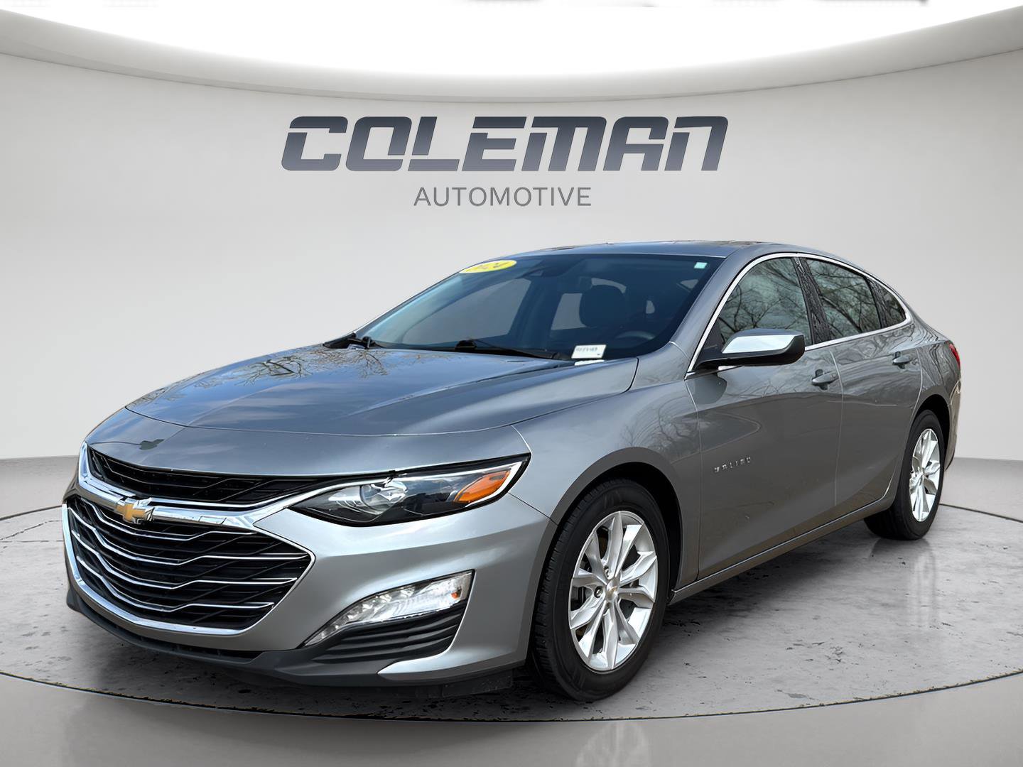 Used 2024 Chevrolet Malibu LT image 1