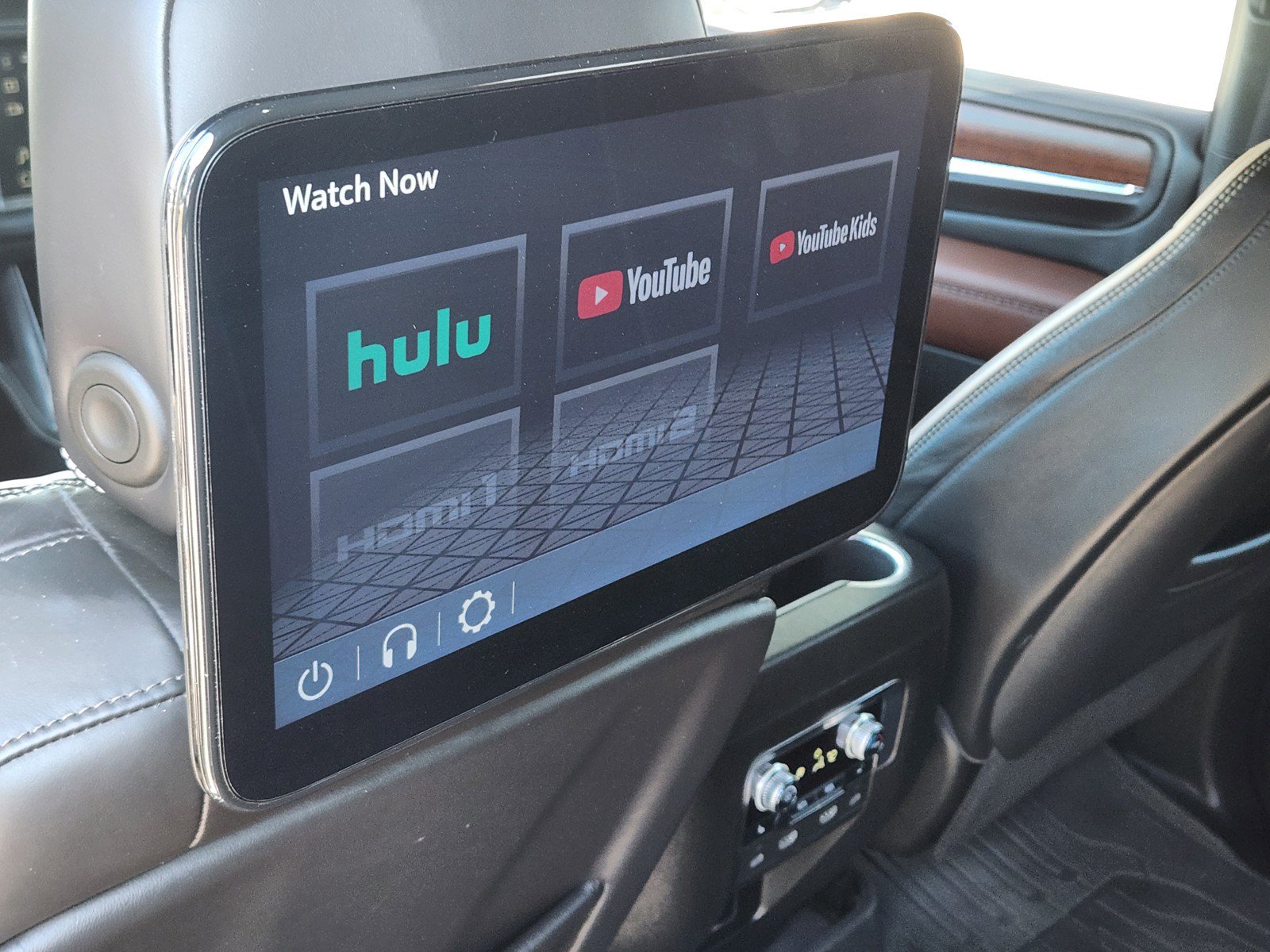 Used 2023 GMC Yukon Denali Ultimate AWD/4WD image 15