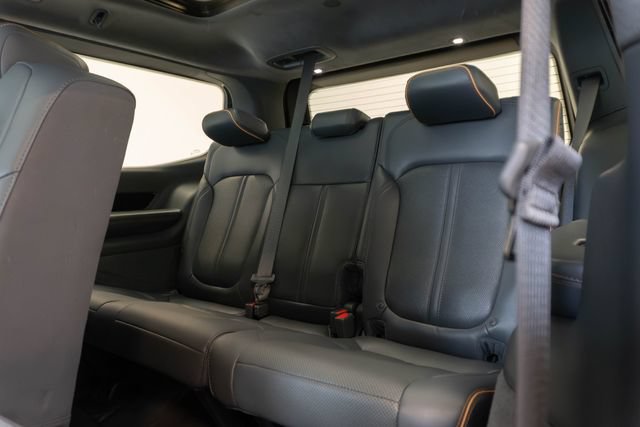 Used 2022 Jeep Grand Wagoneer Series II w/ Flexible Seating Group AWD/4WD image 27