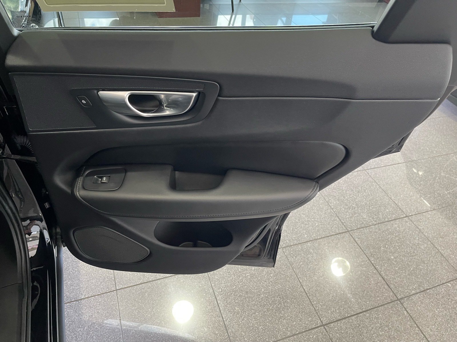 Used 2024 Volvo XC60 T8 Plus AWD/4WD image 43