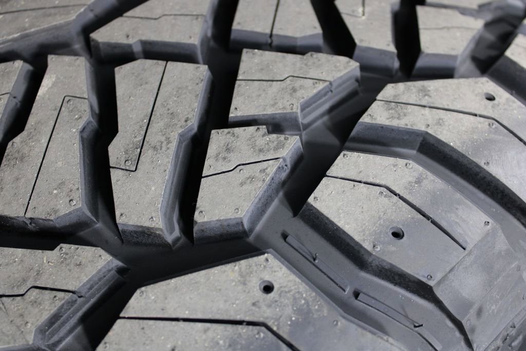 Used 2020 Ford F150 XLT image 13