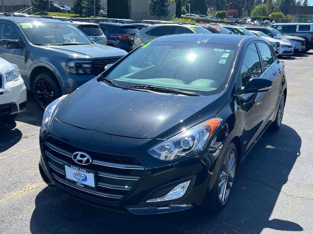 Used 2016 Hyundai Elantra GT w/ Option Group 02 FWD image 5