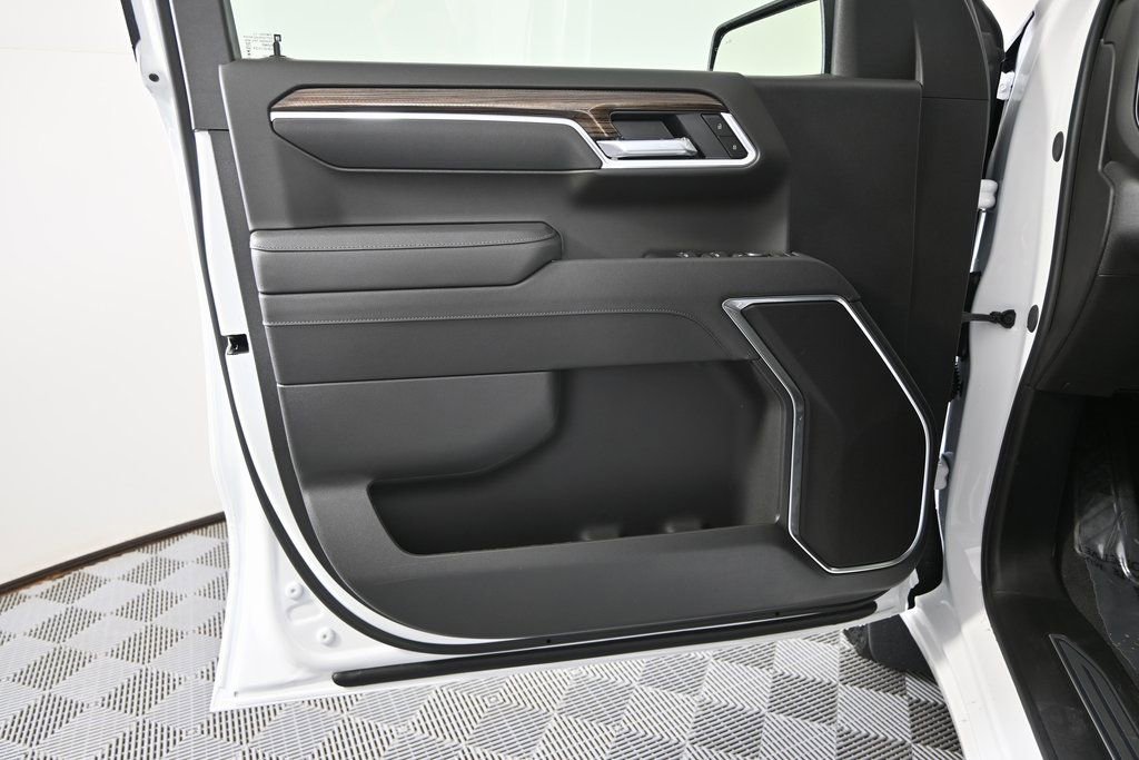 New 2026 Chevrolet Silverado 1500 LT w/ Safety Package image 18