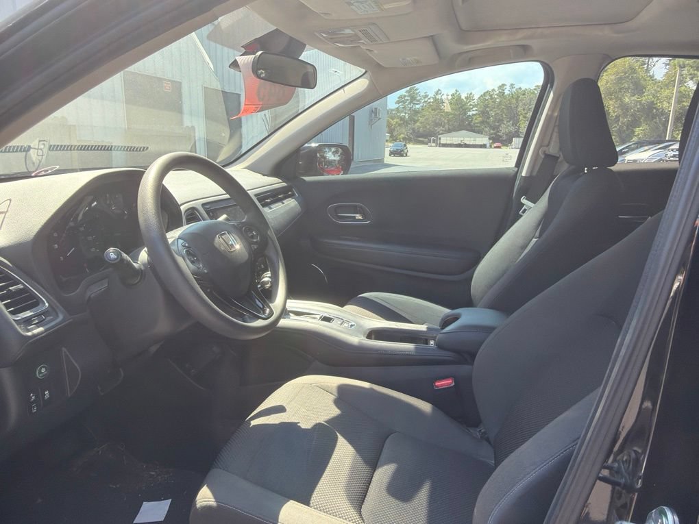 Used 2022 Honda HR-V EX image 6