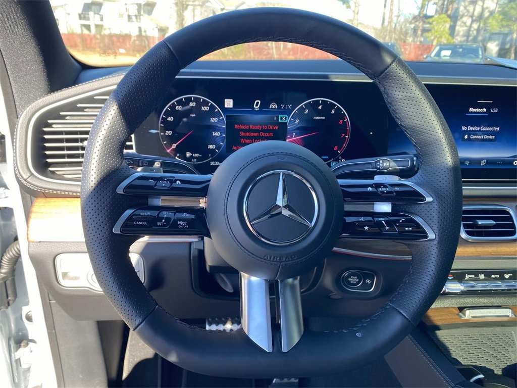 Used 2025 Mercedes-Benz GLS 450 4MATIC image 17