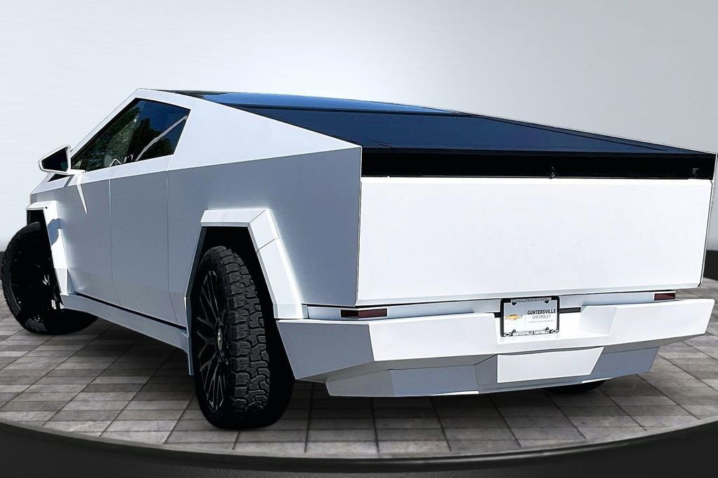 Used 2025 Tesla Cybertruck AWD Crew Cab image 12